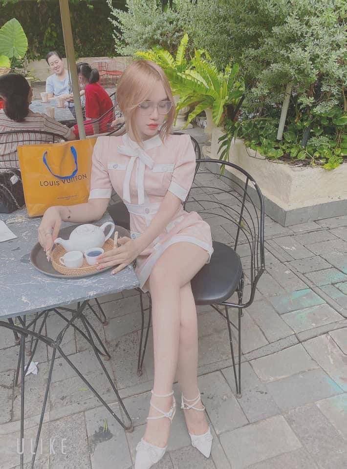 Người phụ nữ trưởng thành này có ngoại hình và vóc dáng đẹp! Lần tới tôi sẽ chơi với họ